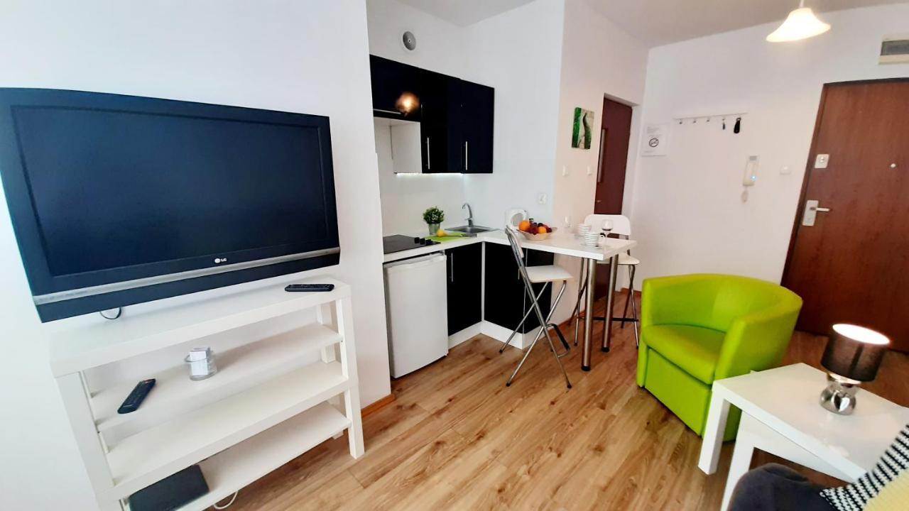Apartament Z Balkonem I Bezplatnym Parkingiem グダニスク エクステリア 写真