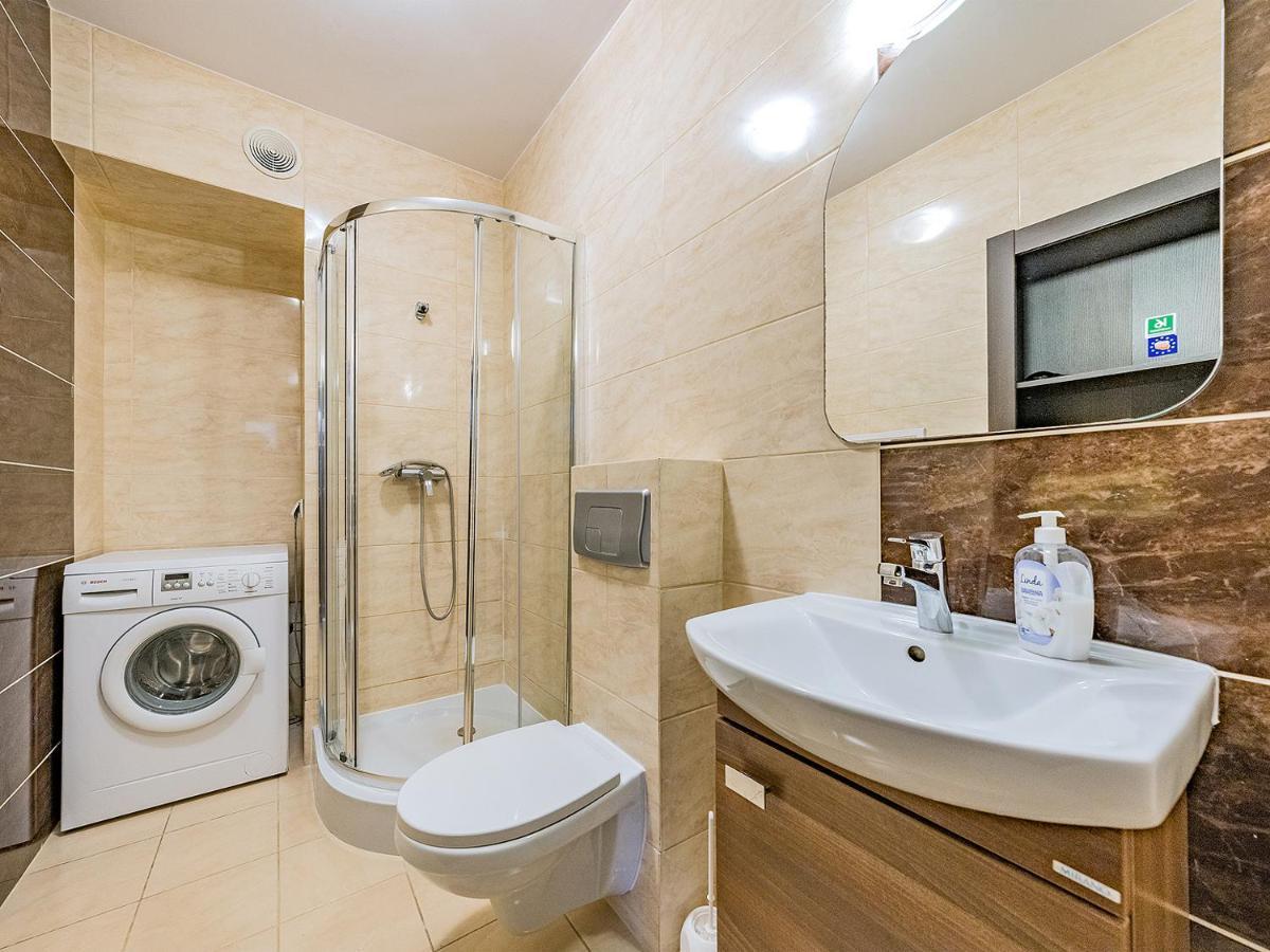 Apartament Z Balkonem I Bezplatnym Parkingiem グダニスク エクステリア 写真