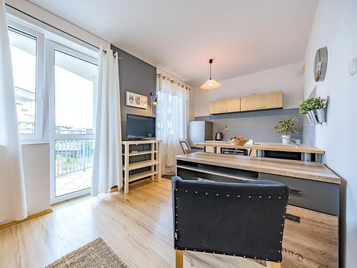 Apartament Z Balkonem I Bezplatnym Parkingiem グダニスク エクステリア 写真